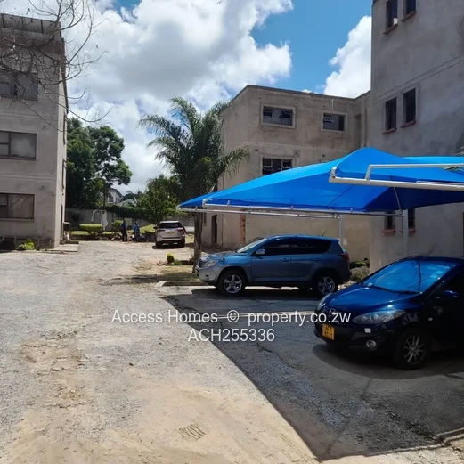 Garden Flat Glen Lorne along Glen Helen road for sale 