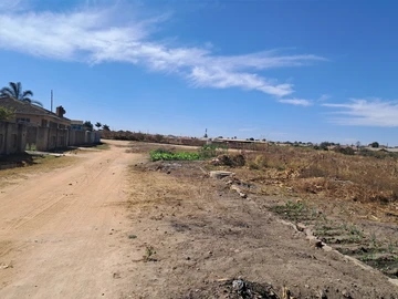 Commercial & Industrial Land