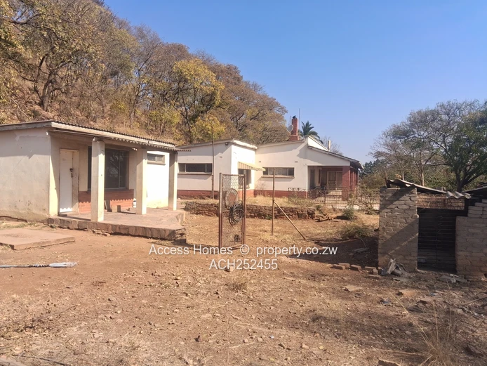 Agro residential plot Whitecliff  (Sole Mandate)
