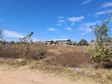 Commercial & Industrial Land